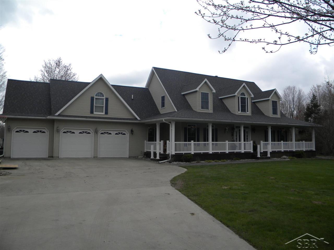 11375 Baldwin Road Chesaning, MI 48616 - Photo 3 of 68 50072724-2.JPG
