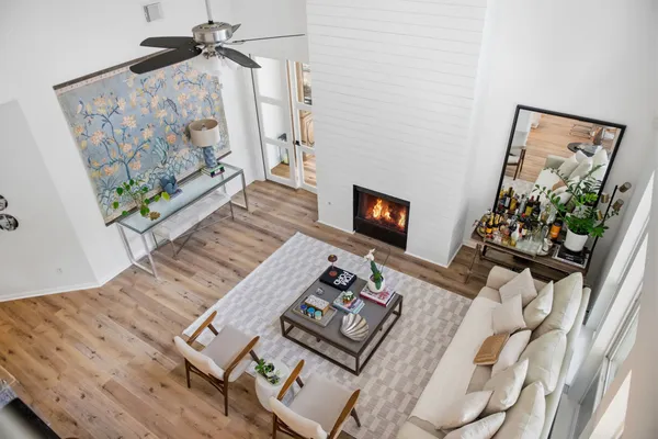 $875,000 | 22 Picasso Path Place, The Woodlands, TX 77382