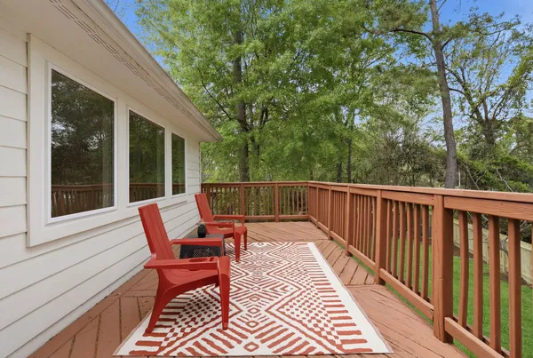 $875,000 | 22 Picasso Path Place, The Woodlands, TX 77382