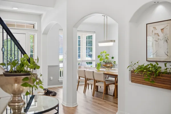 $875,000 | 22 Picasso Path Place, The Woodlands, TX 77382
