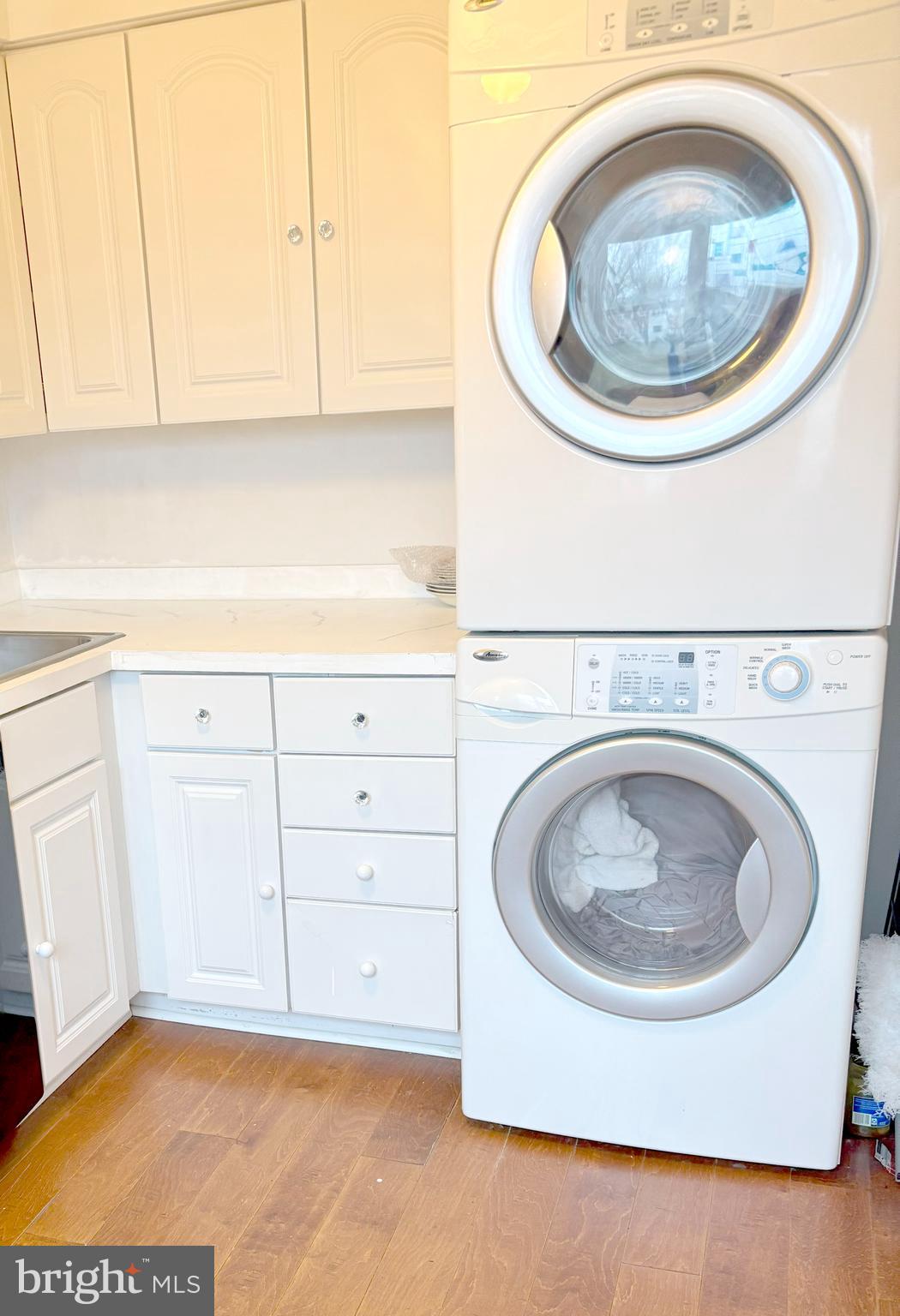 52 Michael Road Hammonton, NJ 08037 - Photo 23 of 30 a utility room with dryer and washer