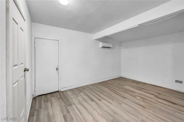 $399,500 | 54 Del Amo Drive, Las Vegas, NV 89110