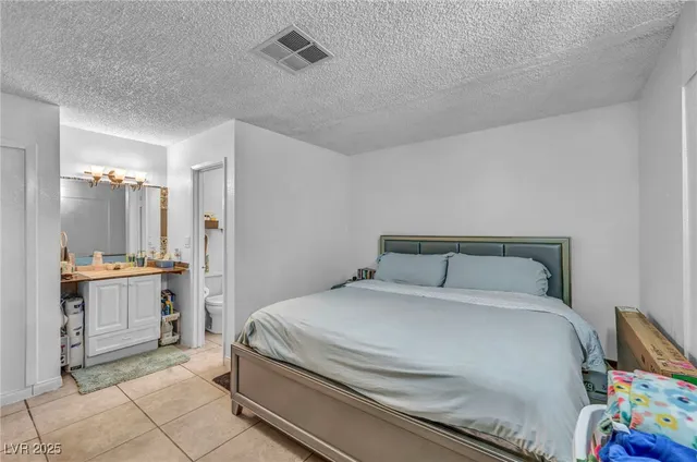 $399,500 | 54 Del Amo Drive, Las Vegas, NV 89110