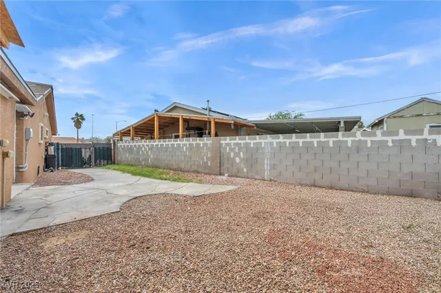 $399,500 | 54 Del Amo Drive, Las Vegas, NV 89110