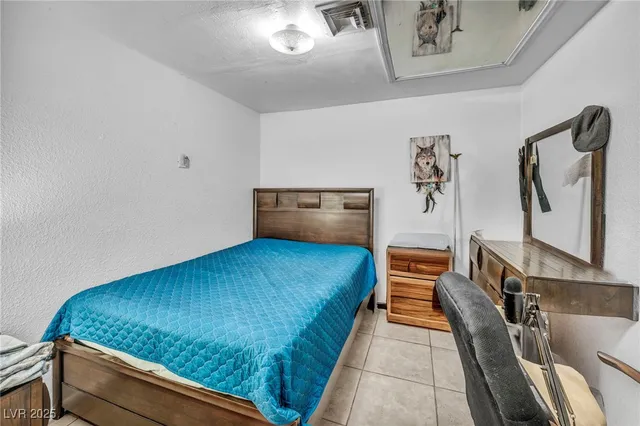 $399,500 | 54 Del Amo Drive, Las Vegas, NV 89110