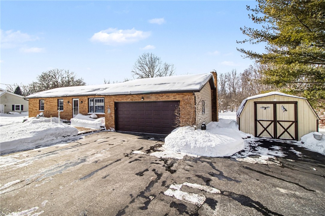 5691 Lincoln Road Ontario, NY 14519 - Photo 2 of 15