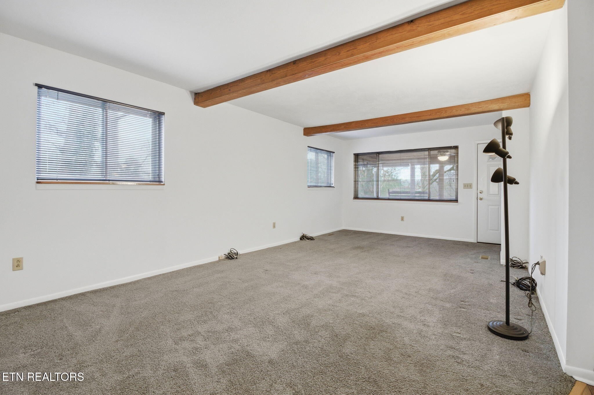 353 East Wolf Valley Road Heiskell, TN 37754 - Photo 5 of 34 a view of a room with rack on the wall