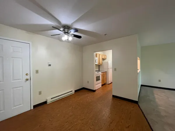 $1,899 | 99 Eastern Avenue, Unit 304, Manchester, NH 03104