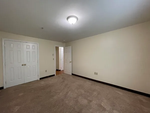 $1,899 | 99 Eastern Avenue, Unit 304, Manchester, NH 03104