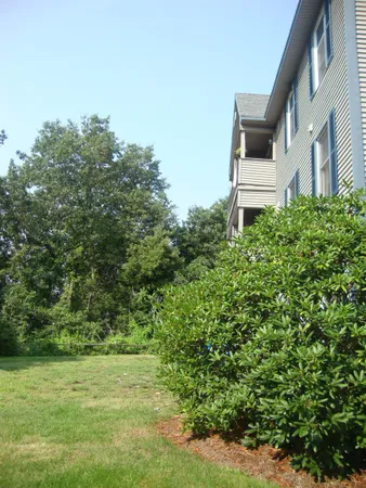 $1,899 | 99 Eastern Avenue, Unit 304, Manchester, NH 03104