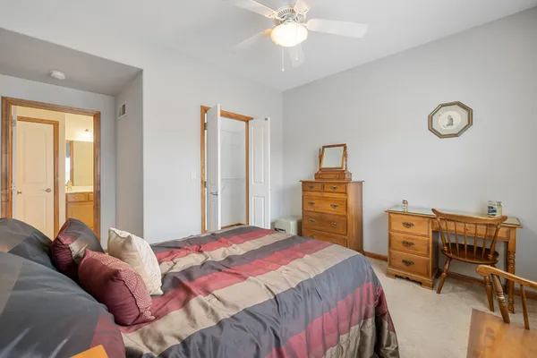 $269,900 | 1795 Woodland Way, Slinger, WI 53086