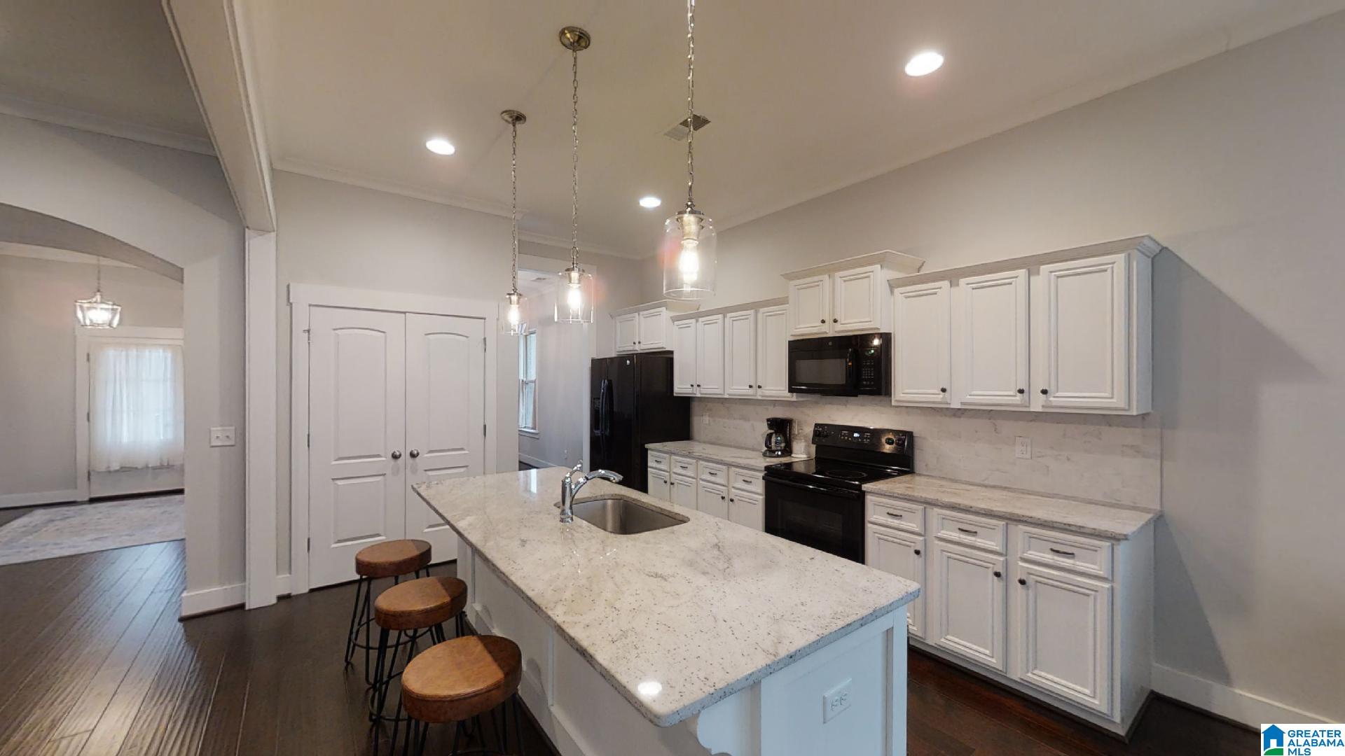 6231 Canterbury Road Pinson, AL 35126 - Photo 3 of 13