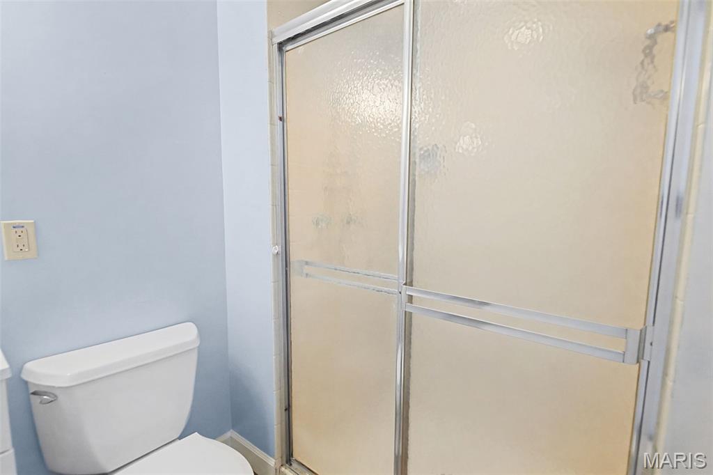 2339 Chadwick Drive Alton, IL 62002 - Photo 26 of 35