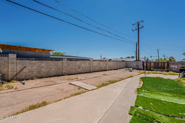 $370,000 | 5319 West Osborn Road, Phoenix, AZ 85031