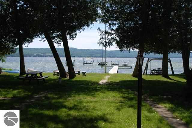 8841 Deadstream Road Honor, MI 49640 - Photo 20 of 36 1811320-20.JPG