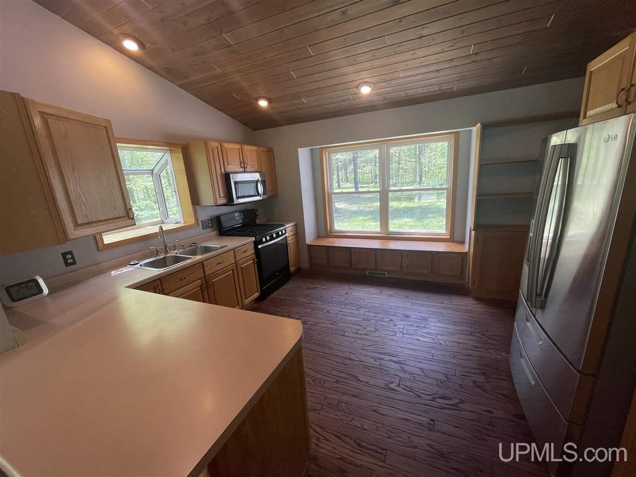 W9498 Co Road Dunbar, WI 54119 - Photo 6 of 59