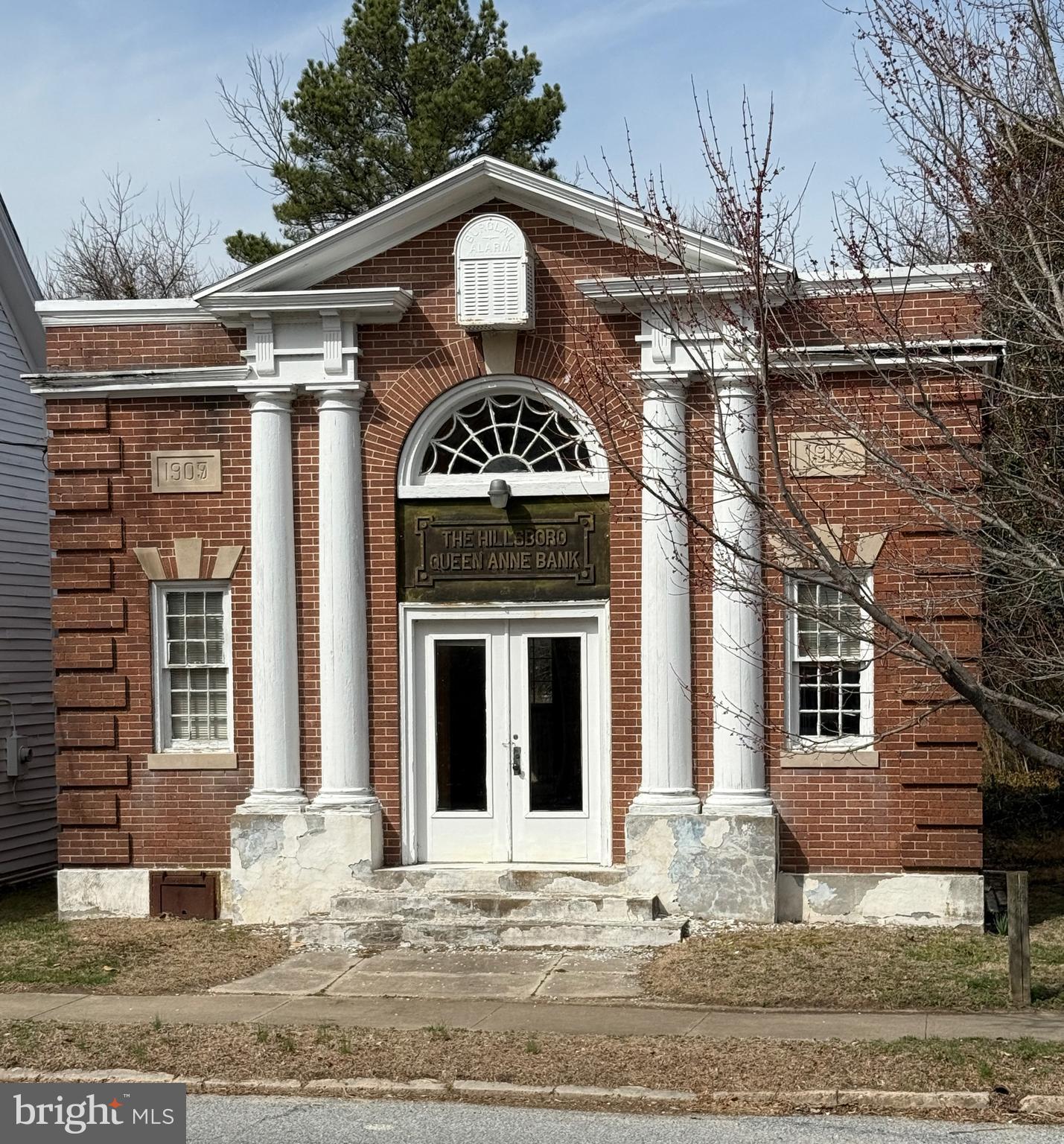 22005 Main Street Hillsboro, MD 21641 - Photo 67 of 74 a view of a brick house with many windows