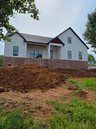 $575,000 | 169 Hancock Drive, Morrison, TN 37357