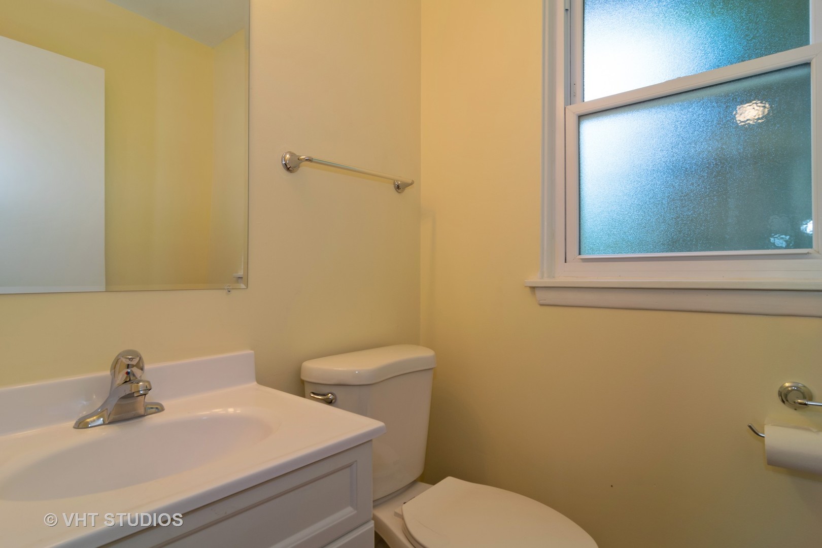 21W516 Army Trail Road Addison, IL 60101 - Photo 14 of 16