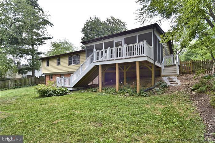 7636 Miller Fall Road Derwood, MD 20855 - Photo 3 of 30 Exterior (Rear)
