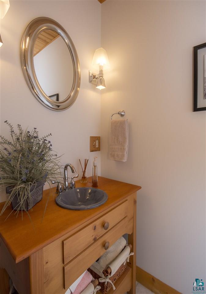 1468 Burlington Road Two Harbors, MN 55616 - Photo 9 of 15 Gallery Image 9