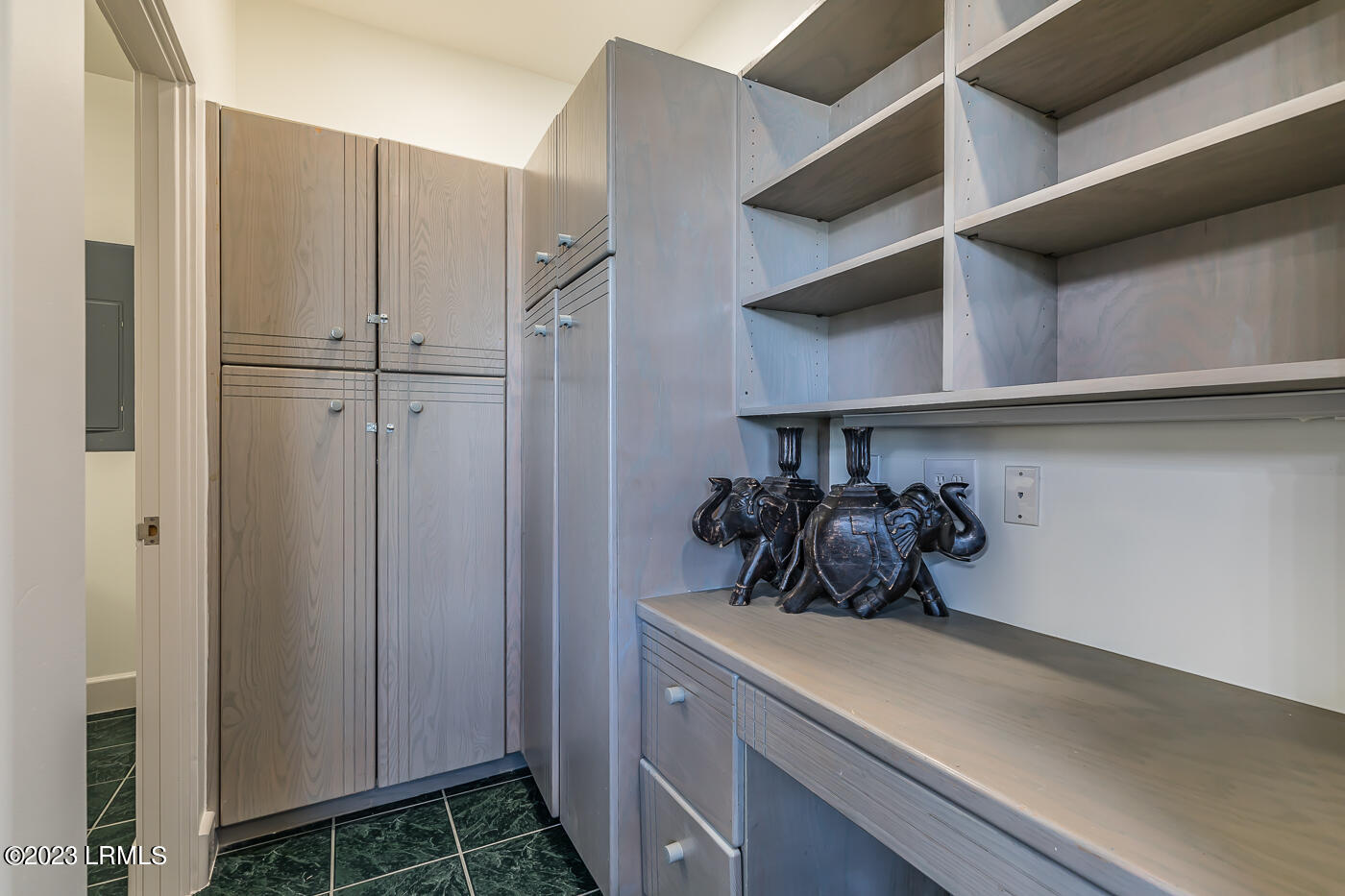 723 Pompano Road Fripp Island, SC 29920 - Photo 17 of 48 15 Pantry and desk