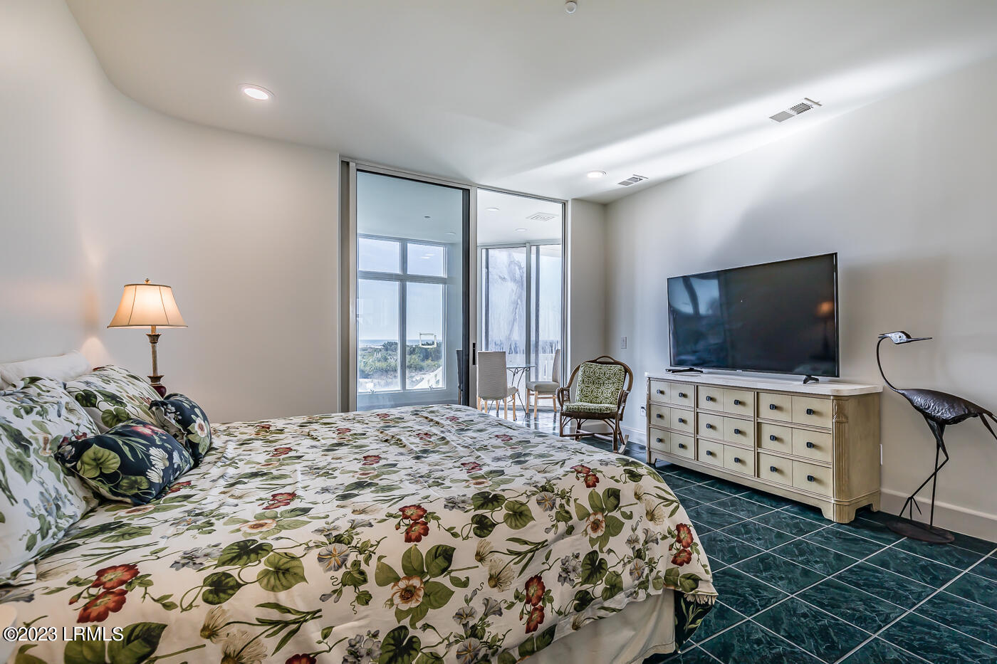 723 Pompano Road Fripp Island, SC 29920 - Photo 24 of 48 23 Primary suite