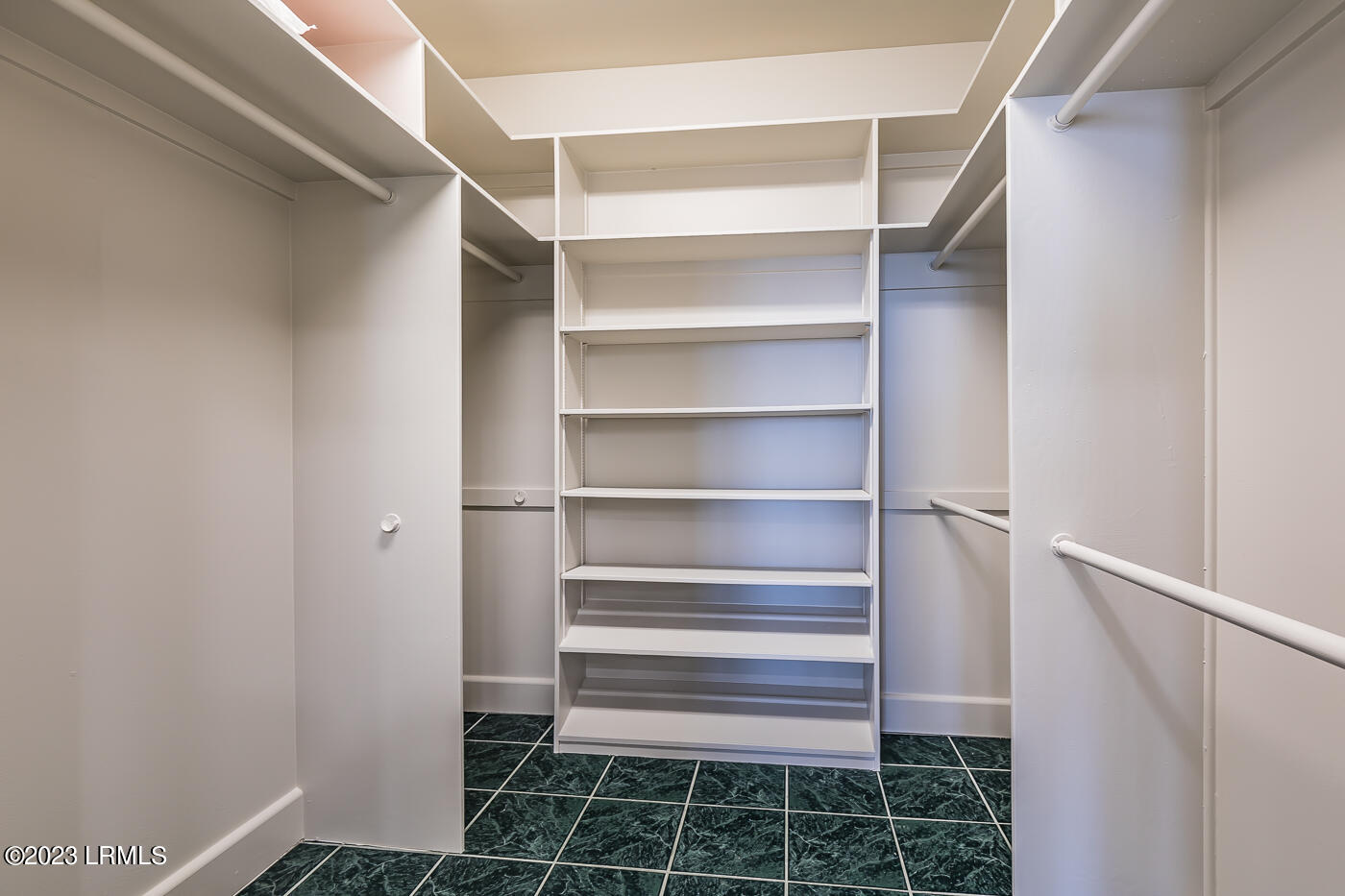 723 Pompano Road Fripp Island, SC 29920 - Photo 26 of 48 24 Primary closet