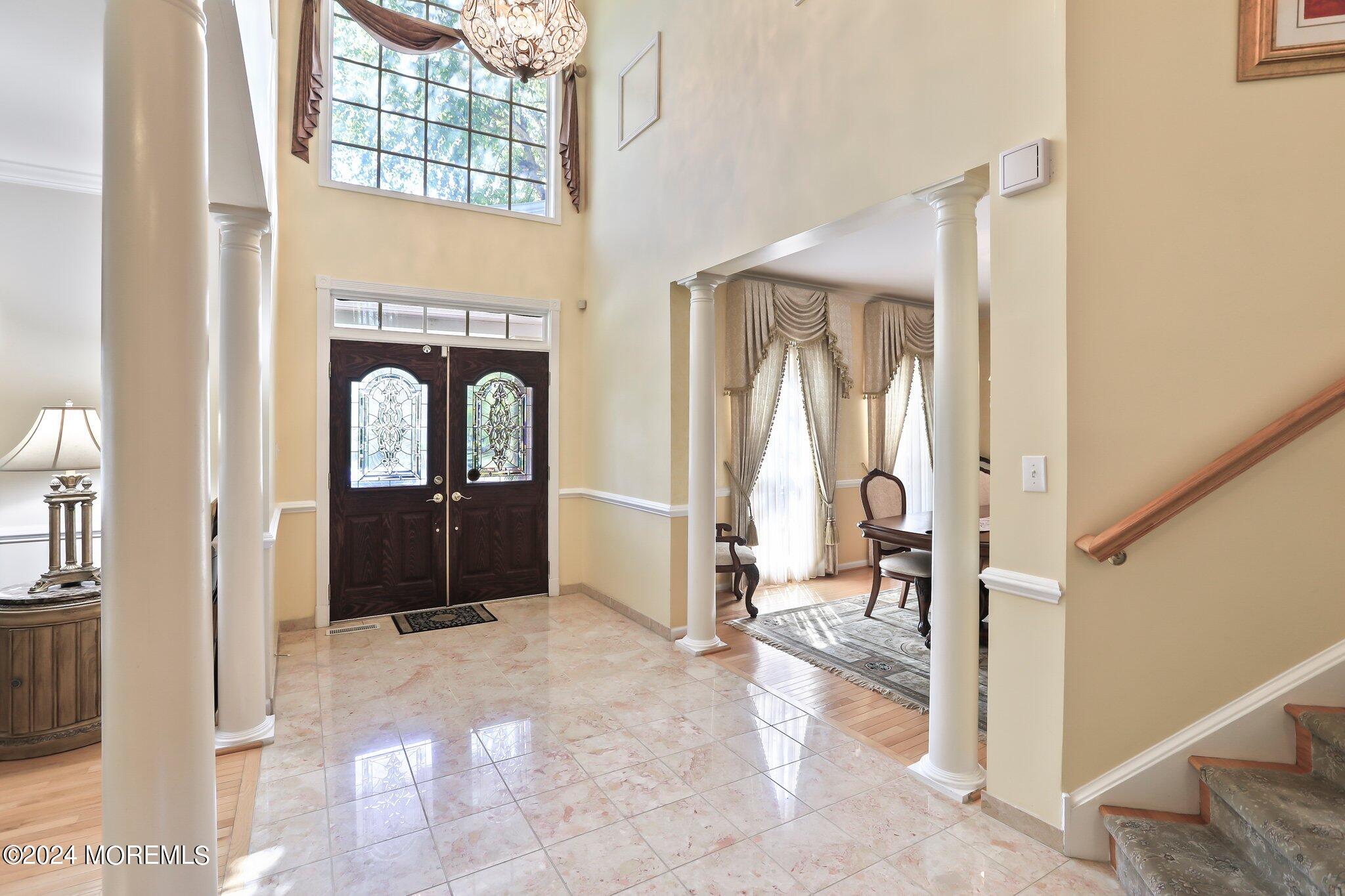 5 Bridgewater Road Farmingdale, NJ 07727 - Photo 13 of 72 Foyer