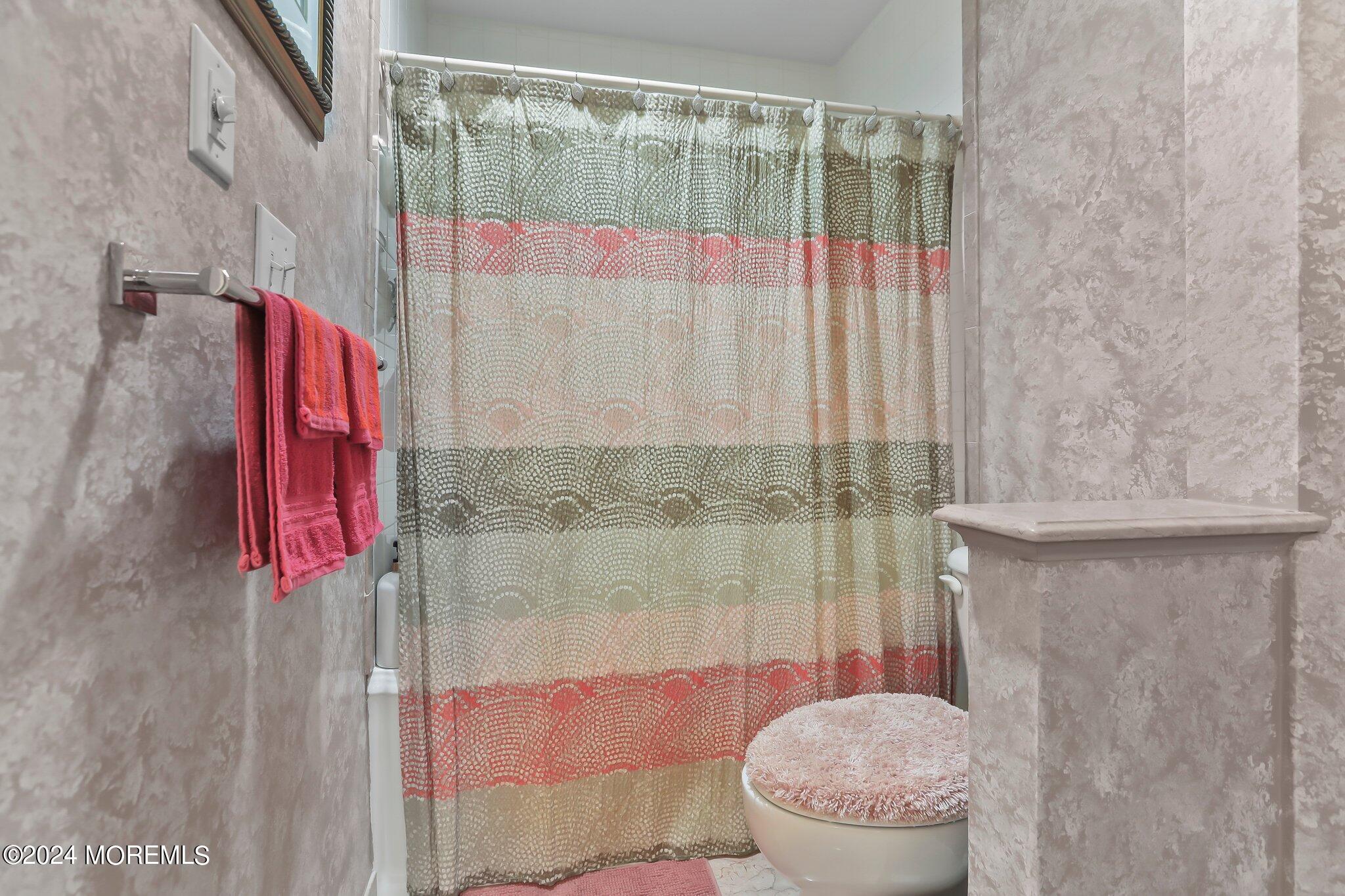 5 Bridgewater Road Farmingdale, NJ 07727 - Photo 72 of 72 Common Bath