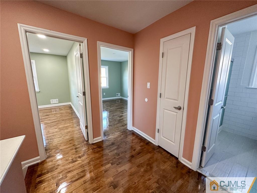 4301 Hana Road Edison, NJ 08817 - Photo 23 of 37