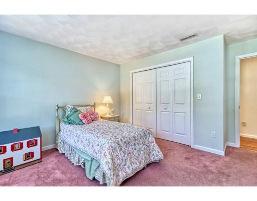 37 Morrison Road West Wakefield, MA 01880 - Photo 18 of 28 Gallery Image 18