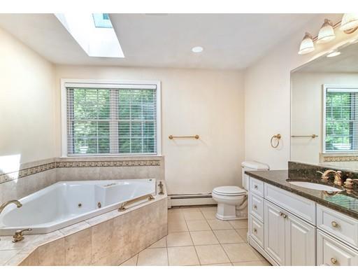 37 Morrison Road West Wakefield, MA 01880 - Photo 19 of 28 Gallery Image 19
