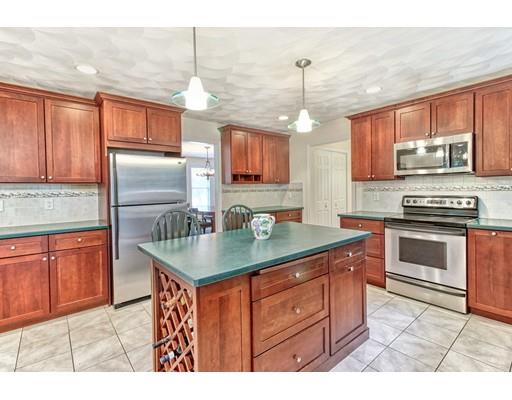 37 Morrison Road West Wakefield, MA 01880 - Photo 9 of 28 Gallery Image 9