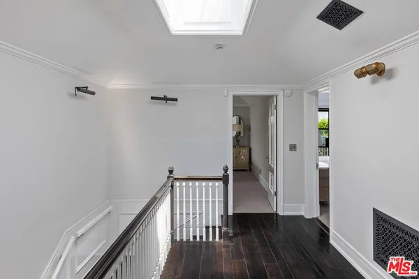 $39,950 | 908 North Rexford Drive, Beverly Hills, CA 90210