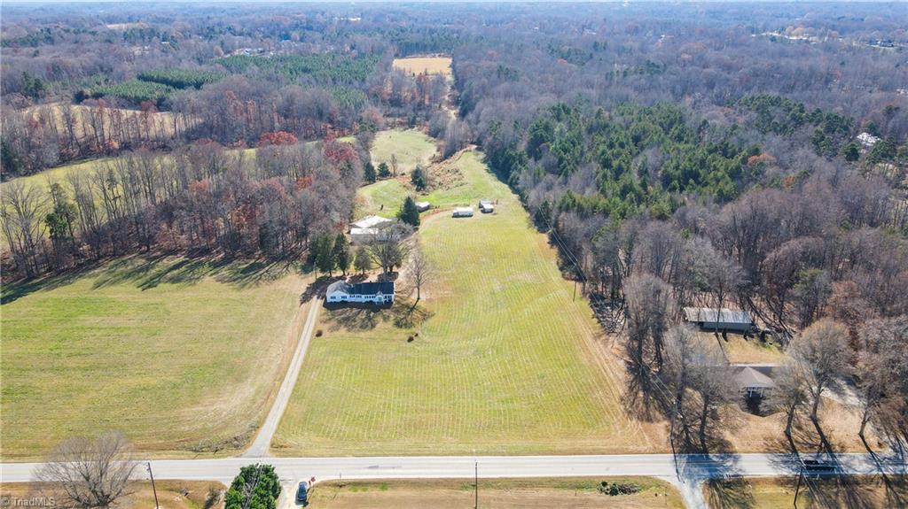 340 Jones Road Winston-Salem, NC 27107 - Photo 3 of 41 Gallery Image 3