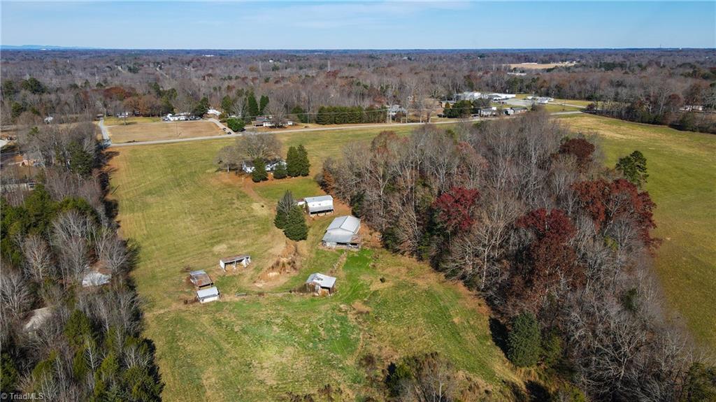 340 Jones Road Winston-Salem, NC 27107 - Photo 8 of 41 Gallery Image 8