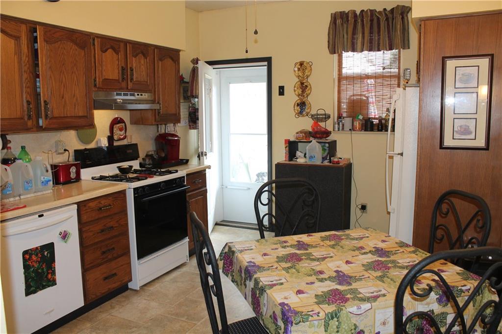 318 Ella Street McKees Rocks, PA 15136 - Photo 5 of 21 Gallery Image 5