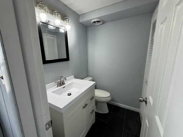 $349,900 | 1463 Speechley Boulevard, Berkeley, IL 60163