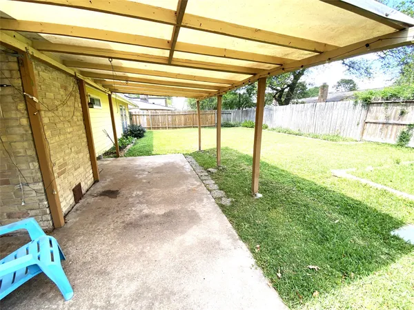 $2,100 | 22522 Smokey Hill Drive, Katy, TX 77450