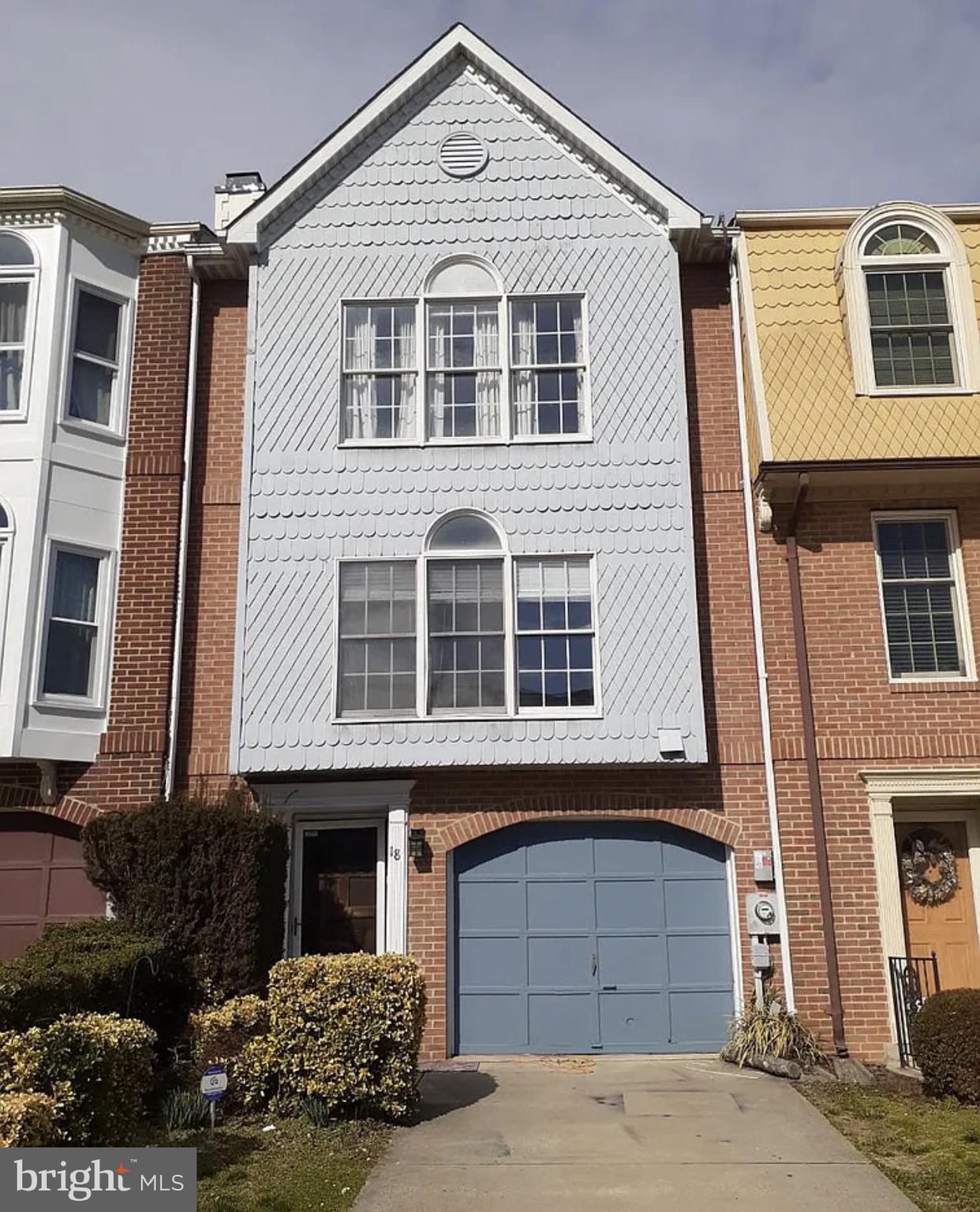 18 Victoria Square Frederick, MD 21702 - Photo 1 of 1