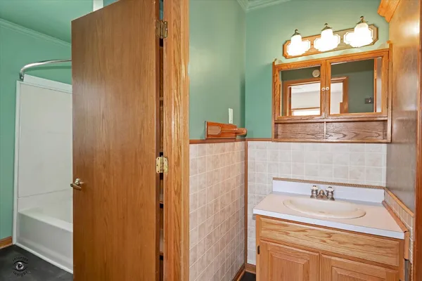 $164,900 | 3478 North 17240E Road, Momence, IL 60954