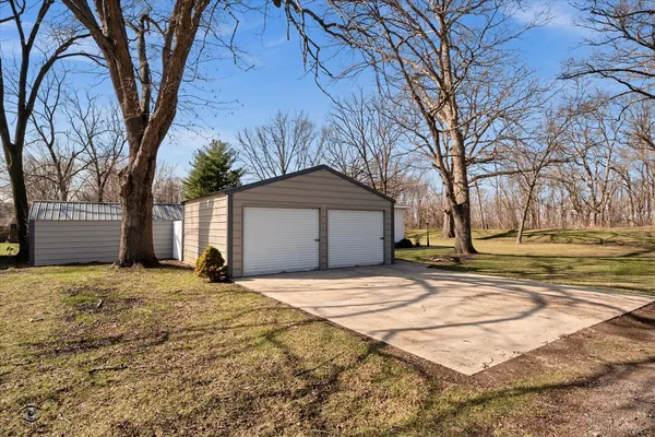 $164,900 | 3478 North 17240E Road, Momence, IL 60954