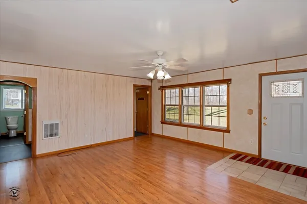$164,900 | 3478 North 17240E Road, Momence, IL 60954