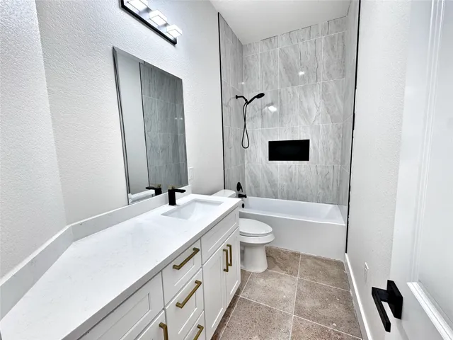 $474,900 | 3039 Road 66124, Dayton, TX 77535