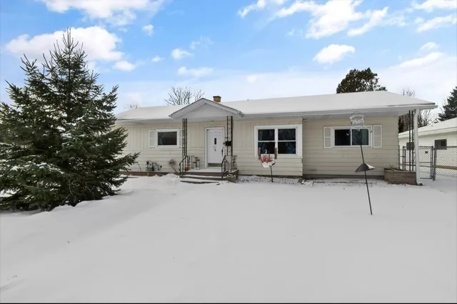 $169,900 | 625 Dawes Street, Marinette, WI 54143