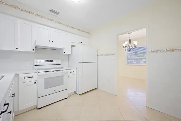 $2,600 | 1706 Dewey Street, Hollywood, FL 33020