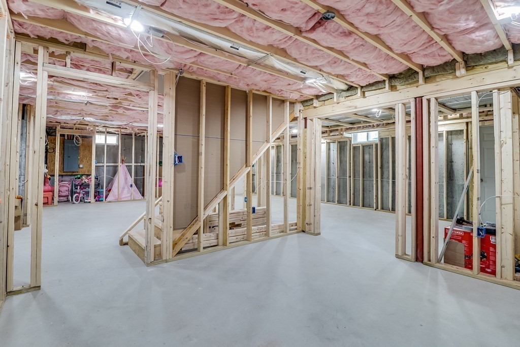 71 Ring Road Kingston, MA 02364 - Photo 23 of 29 Gallery Image 23