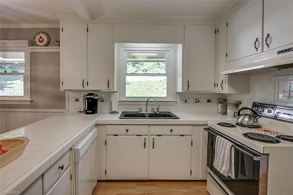 810 Kildare Road Asheboro, NC 27203 - Photo 11 of 21 Gallery Image 11
