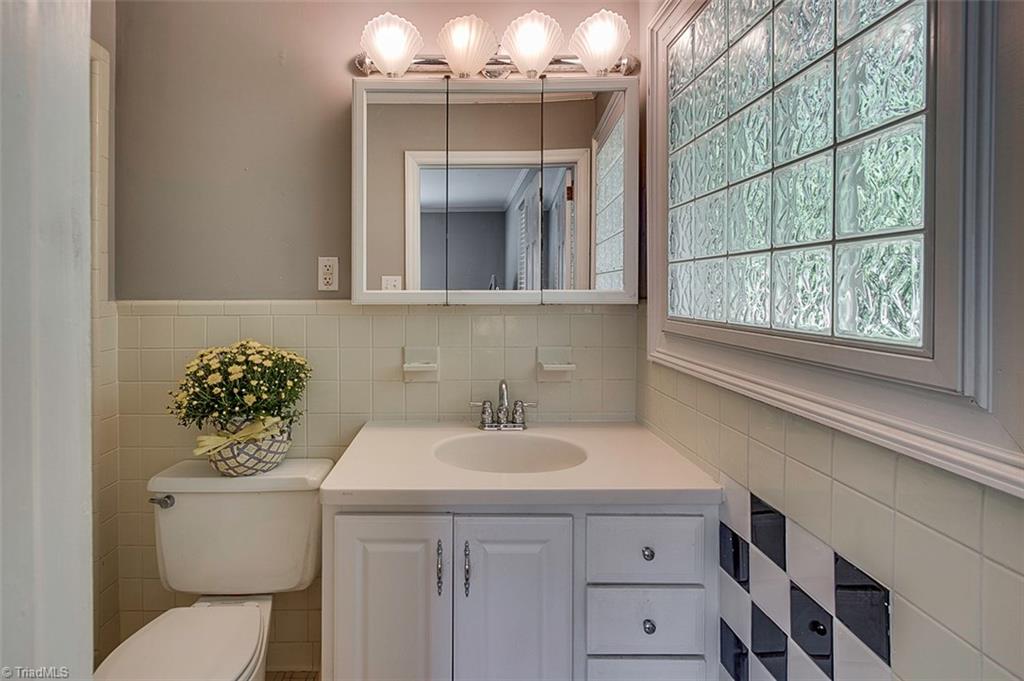 810 Kildare Road Asheboro, NC 27203 - Photo 16 of 21 Gallery Image 16